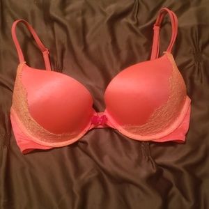 Very Sexy push up bra